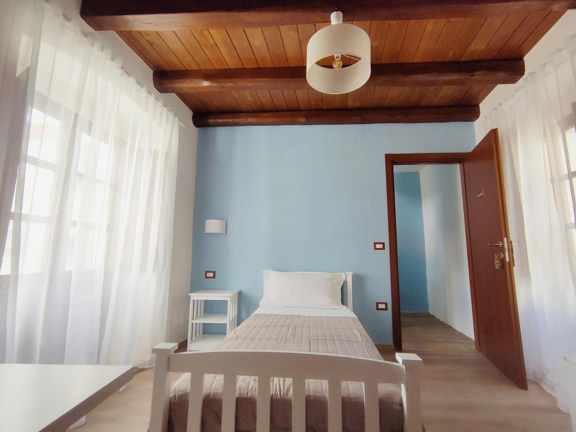 Donna Raffaela Bed & Breakfast Tertenìa Екстериор снимка