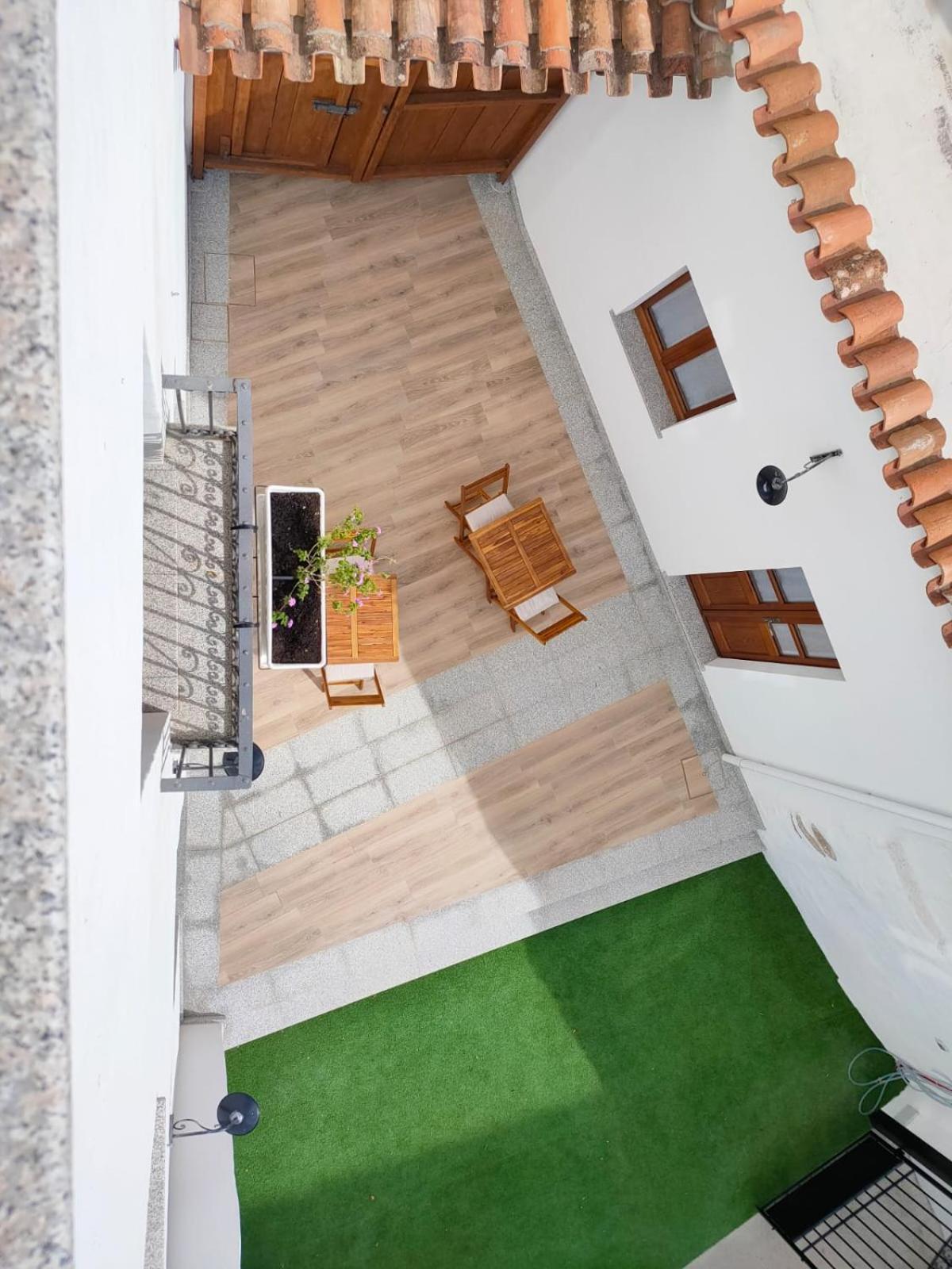 Donna Raffaela Bed & Breakfast Tertenìa Екстериор снимка